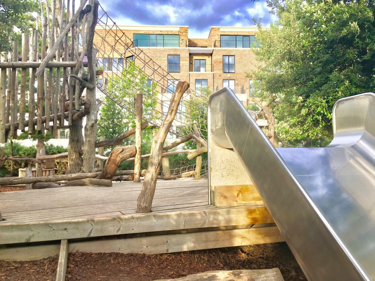 2-Bedrooms Modern Apartment Next To Velodrome, Lounge, Balcony, Parking, Abba London Exteriör bild